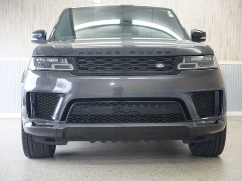 Used 2022 Land Rover Range Rover Sport HST image 3