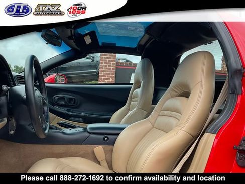 Used 1999 Chevrolet Corvette Coupe w/ Roof Pkg image 10