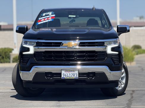 Certified 2022 Chevrolet Silverado 1500 LT image 2