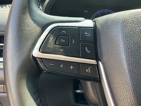 Used 2025 Toyota Grand Highlander FWD image 36