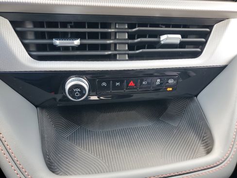 Used 2026 Ford Explorer Active image 25