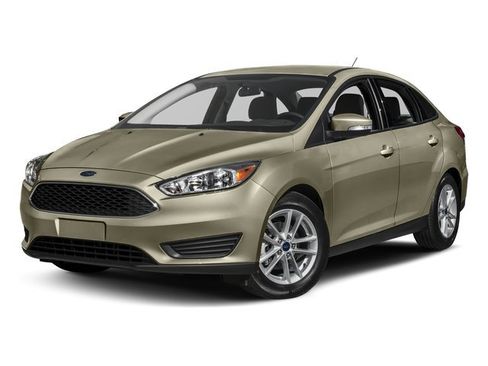 Used 2017 Ford Focus SE FWD image 1