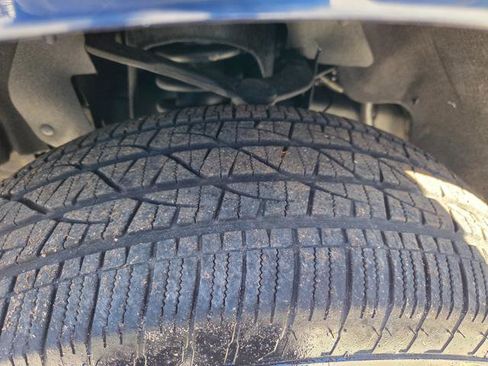 Used 2012 Ford F150 XLT w/ XLT Chrome Pkg image 3