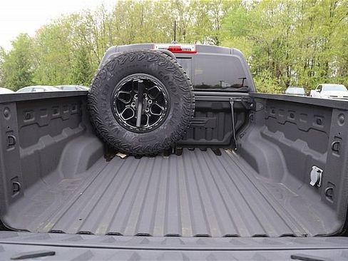 New 2024 Chevrolet Colorado ZR2 w/ ZR2 Bison Edition image 6