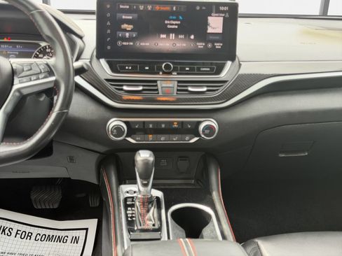 Used 2023 Nissan Altima 2.5 SR w/ SR Premium Package AWD/4WD image 16