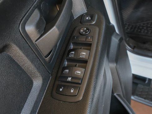 Used 2023 RAM 2500 Tradesman AWD/4WD image 30