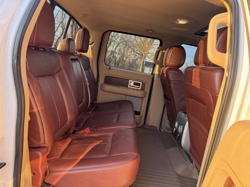 Used 2014 Ford F150 King Ranch w/ King Ranch Luxury Package image 31