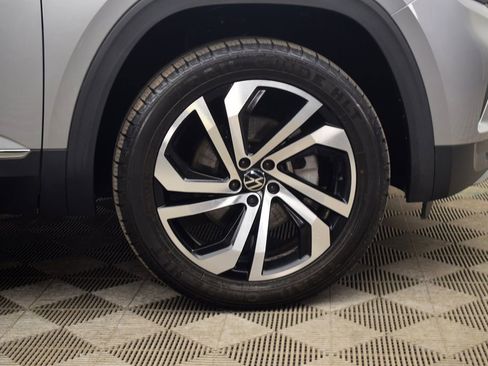 Used 2023 Volkswagen Atlas SEL image 35