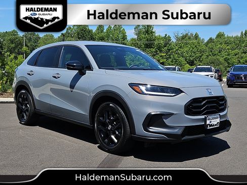 Used 2024 Honda HR-V Sport image 1