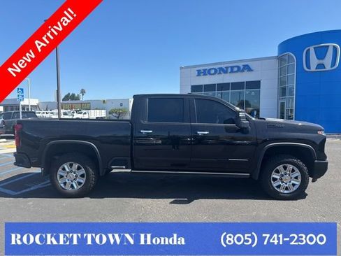 Used 2024 Chevrolet Silverado 2500 High Country w/ High Country Premium Package image 8