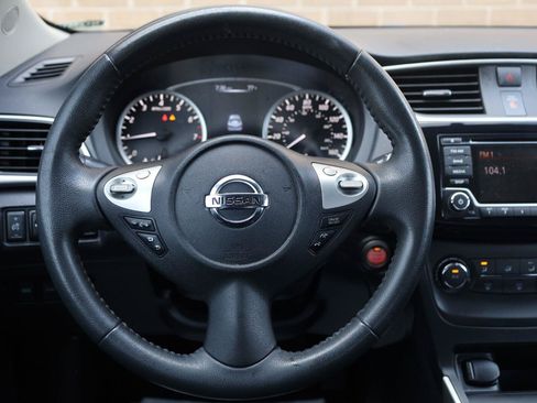 Used 2017 Nissan Sentra SV w/ Style Package FWD image 31