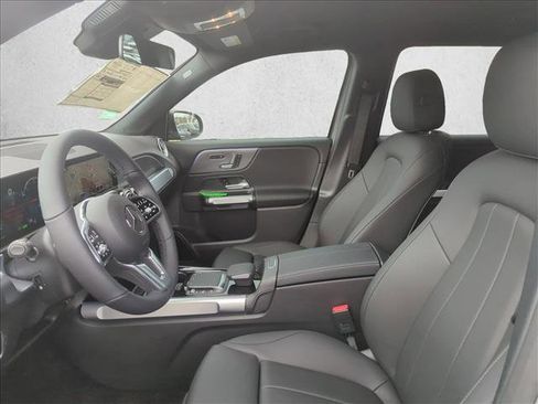 Used 2023 Mercedes-Benz EQB 300 4MATIC image 19