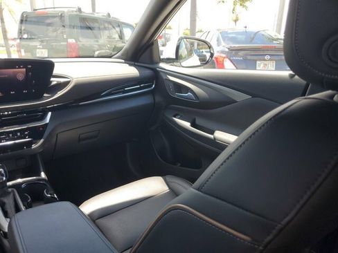 Used 2024 Buick Envista Avenir FWD image 17