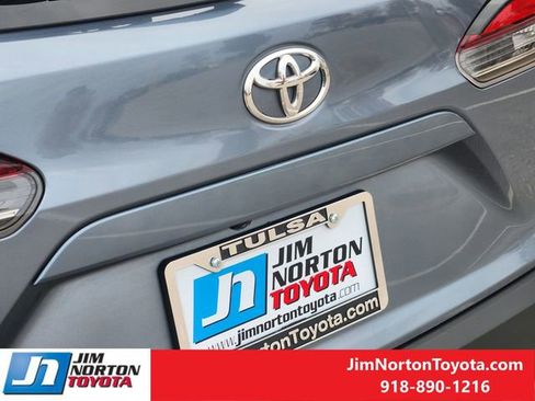 Used 2023 Toyota Corolla Cross XLE image 12