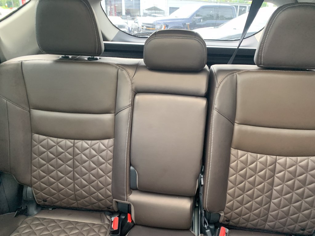 Certified 2024 Nissan Murano Platinum w/ Cargo Package FWD image 28