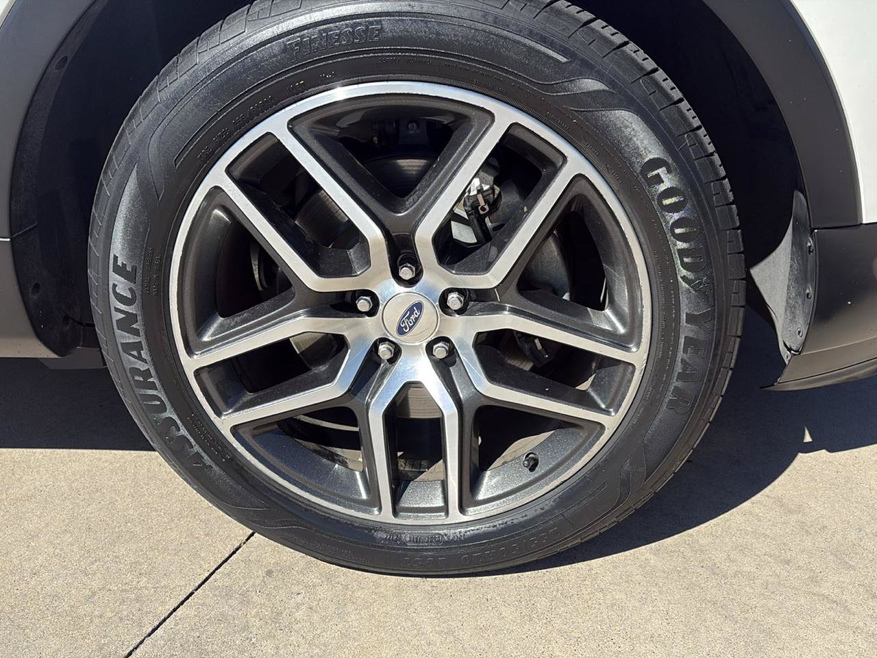 Used 2018 Ford Explorer Sport AWD/4WD image 9
