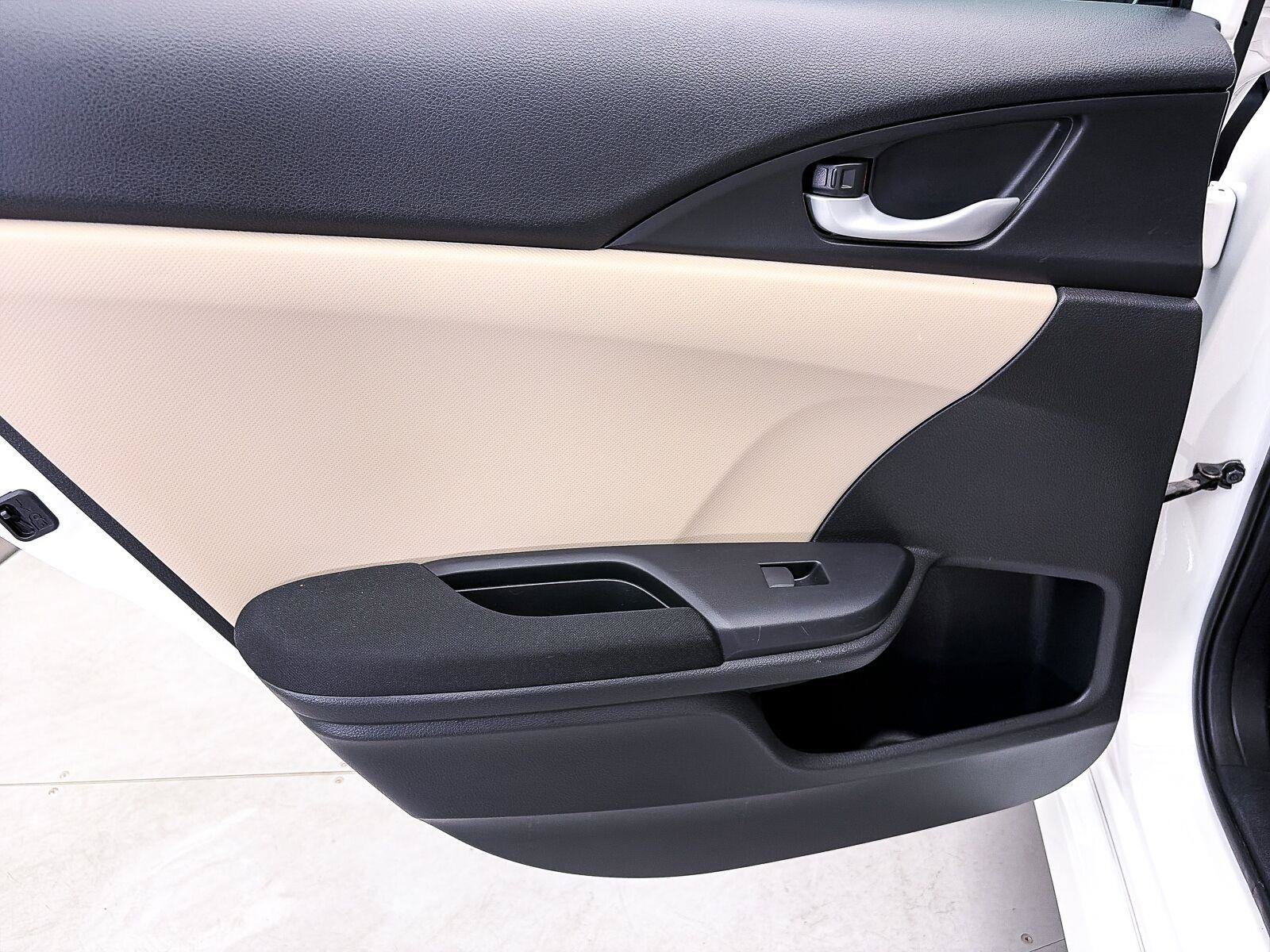 Used 2016 Honda Civic EX image 27
