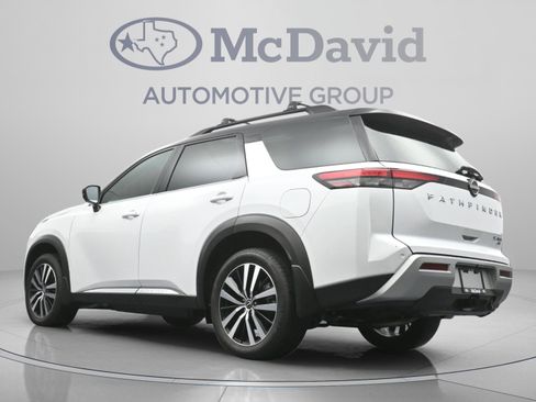 Used 2025 Nissan Pathfinder Platinum w/ Cargo Package AWD/4WD image 34
