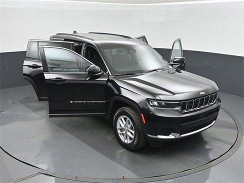 New 2025 Jeep Grand Cherokee L Laredo w/ Luxury Tech Group I image 50