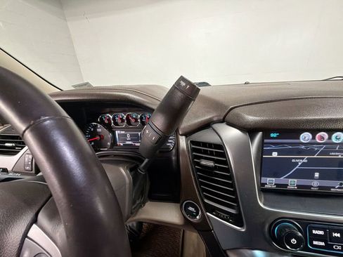 Used 2015 Chevrolet Tahoe LTZ RWD image 16