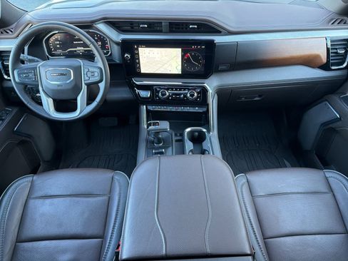 Used 2023 GMC Sierra 1500 Denali image 3