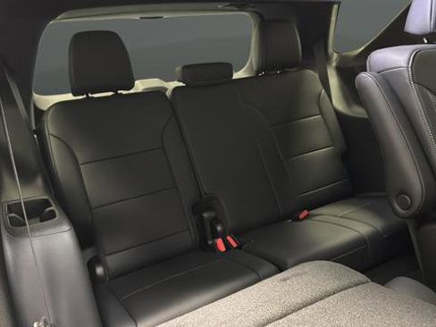 New 2026 Chevrolet Traverse LT w/ Driver Confidence Package AWD/4WD image 26