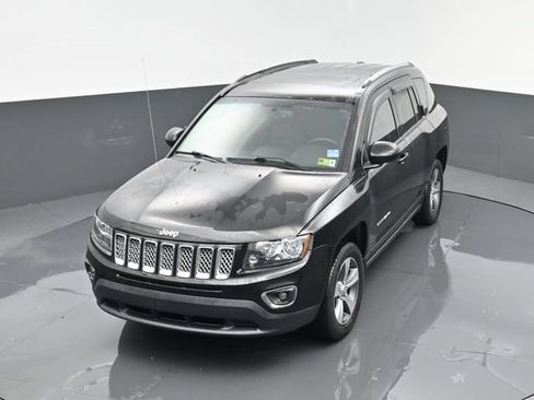 Used 2016 Jeep Compass High Altitude AWD/4WD image 21