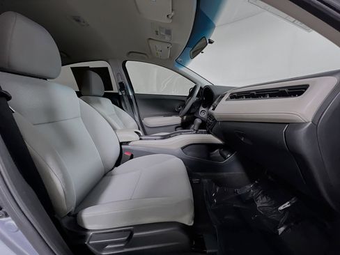 Used 2022 Honda HR-V LX image 31