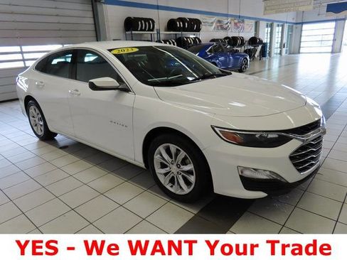 Used 2023 Chevrolet Malibu LT image 16