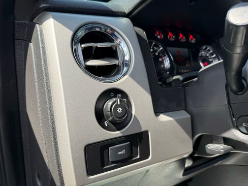 Used 2014 Ford F150 FX4 w/ Equipment Group 402A Luxury image 14