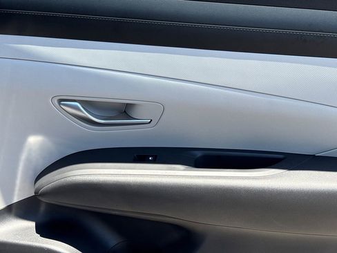 Certified 2025 Hyundai Tucson SEL FWD image 16