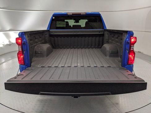 Used 2025 Chevrolet Silverado 1500 Custom image 23