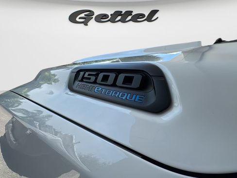 Used 2023 RAM 1500 Big Horn AWD/4WD image 40