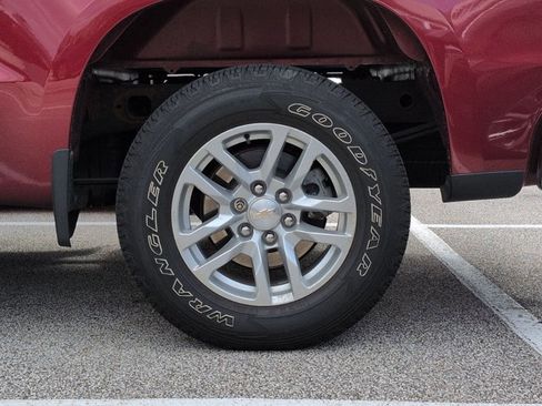 Used 2019 Chevrolet Silverado 1500 LT w/ All-Star Edition image 7