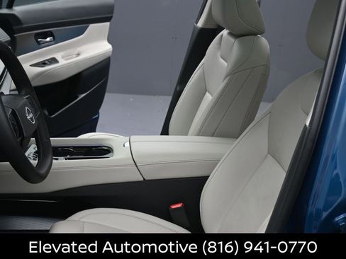 Certified 2025 Nissan Murano SL AWD/4WD image 17