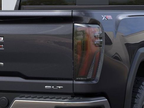 New 2026 GMC Sierra 2500 SLT w/ Texas SLT Premium Package AWD/4WD image 35