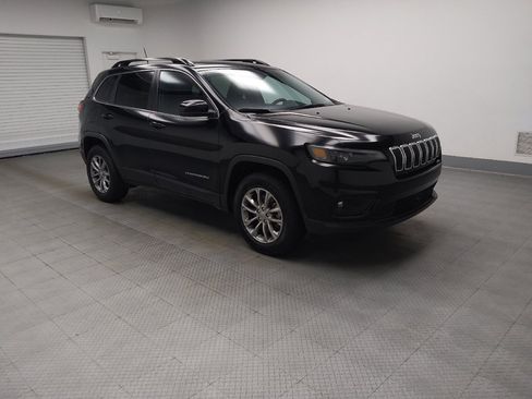 Used 2022 Jeep Cherokee Latitude Lux w/ Mopar Interior Package AWD/4WD image 11
