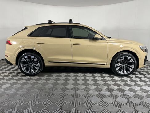 Used 2025 Audi Q8 Premium Plus w/ Premium Plus Package image 8