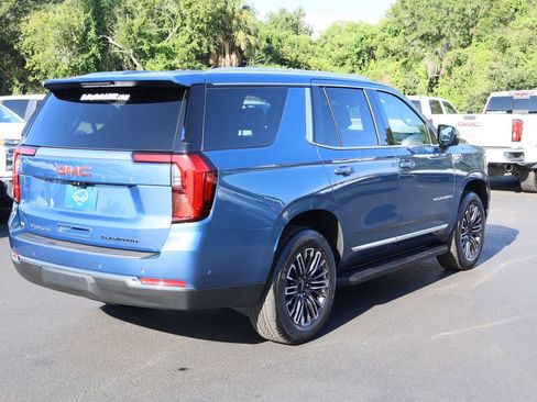 Certified 2025 GMC Yukon Elevation w/ Technology Package RWD image 9