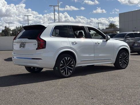 New 2026 Volvo XC90 B5 Plus w/ Protection Package image 7