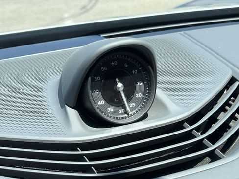 Certified 2022 Porsche Taycan 4S image 27