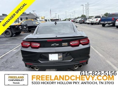 Used 2023 Chevrolet Camaro LT w/ Technology Package RWD image 4