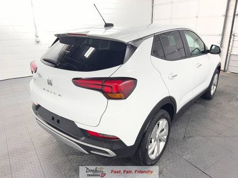 Used 2025 Buick Encore GX Preferred FWD image 9