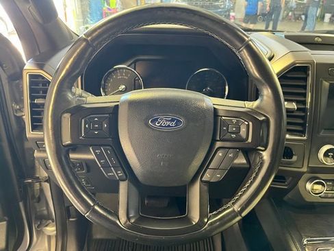 Used 2020 Ford Expedition Limited w/ Equipment Group 302A AWD/4WD image 9