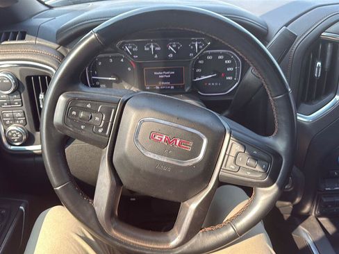 Used 2023 GMC Sierra 2500 AT4 AWD/4WD image 3