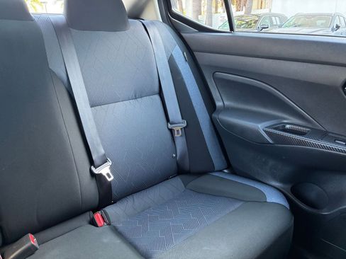 Used 2025 Nissan Versa SV image 35