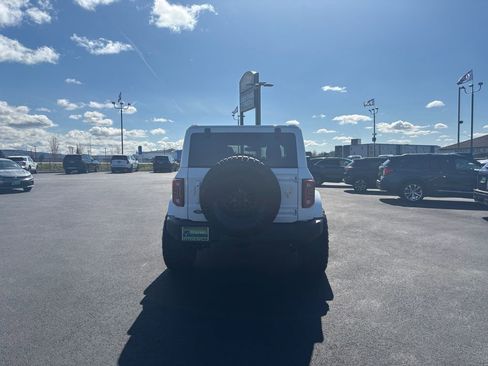 Used 2025 Ford Bronco Outer Banks image 6