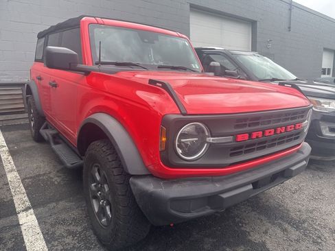Used 2023 Ford Bronco 4-Door image 4