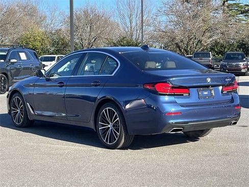 Used 2022 BMW 540i w/ Premium Package image 37