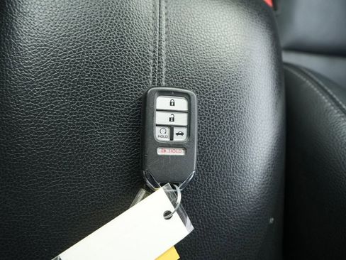 Used 2016 Honda Accord Touring image 40